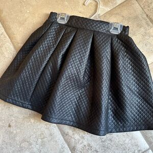 kidpik Black Quilted Skater Skirt size 4